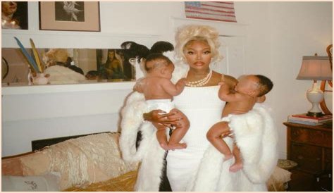 Is Summer Walker A Mother?