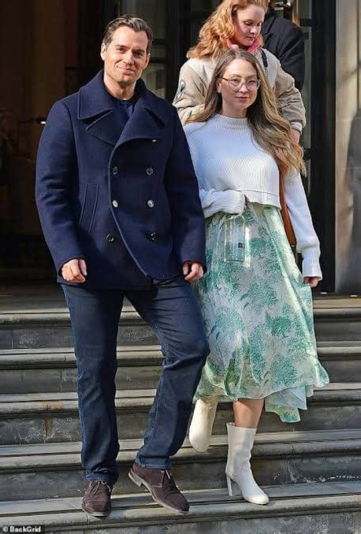 A Deep Dive Into Henry Cavill's Girlfriend's Net Worth, Age, And More