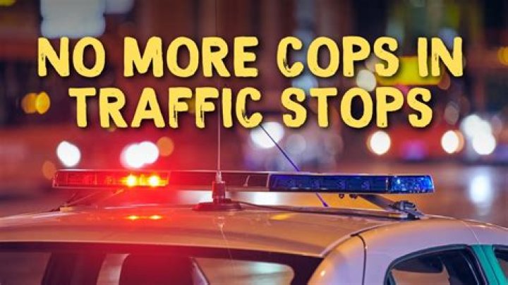 South Africans Share Hilarious Thoughts About Police Traffic Stops
